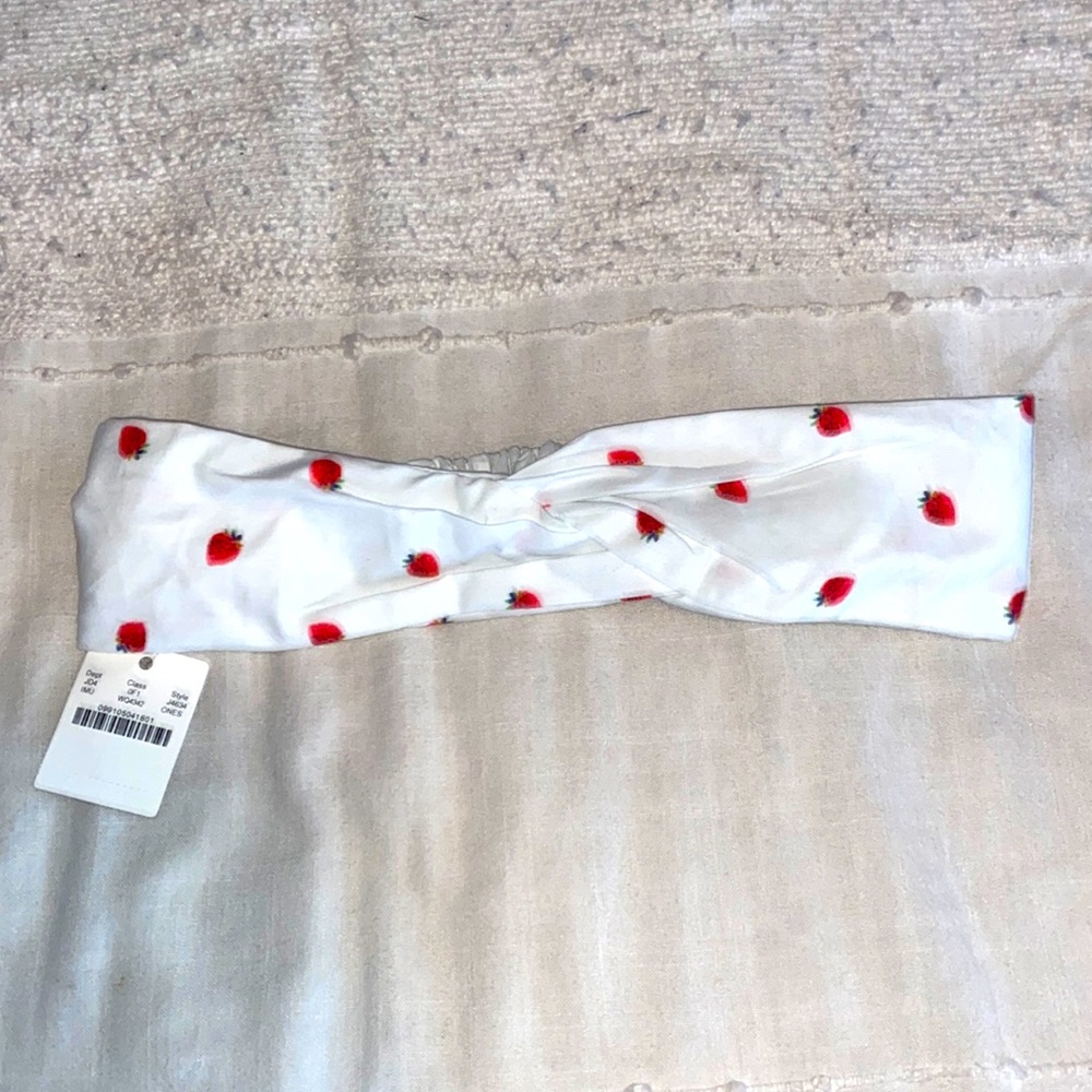 NWT Jcrew strawberry/ white elastic back headband, OS 🍓